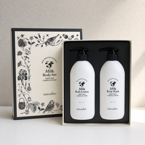 Miracleare Milk Body <b>Set</b> Perfumed Gabriel Musk 500g + 500g Korean Body Care Gift <b>Set</b> - Product Image 4