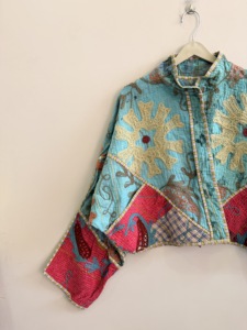 เสื้อแจ็คเก็ตแฮนด์เมดสไตล์โบฮีเมียน แขนยาว ลายคันธา ซูซานี ไซส์เดียวใส่ได้ทุกคน ขายส่งจำนวนมาก - Product Image 6