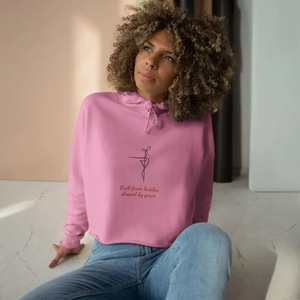 Sudadera con Capucha Crop ODM |   Camiseta 100% Algodón Ecológica con Ilustración de Danza y Logotipo Frontal, Manga Larga - Product Image 4