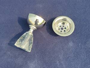 Quemador de Bakhoor de Metal Plateado con Base de Cristal, Porta Incienso Árabe, Difusor de Aromaterapia Mukhbar - Product Image 5
