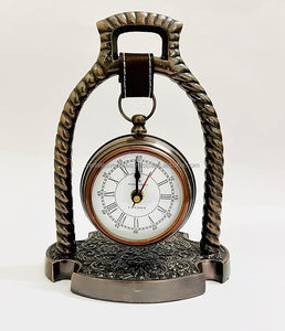 Horloge de bureau/de table vintage de style Art déco en laiton antique, entièrement artisanale, mouvement à quartz double face, produit de décoration de bureau - Product Image 1