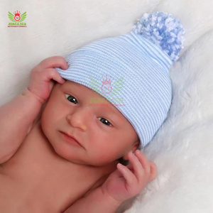Vente en gros de bonnets personnalisés à carreaux, imprimés numériquement, respirants et coupe-vent pour hommes et femmes, casquettes de couleur unie - Product Image 5