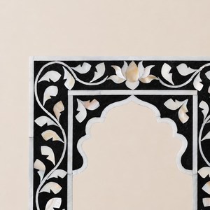 Handcrafted Bone Wood Inlay <b>Picture</b> <b>Frame</b>: Handcrafted Camel Bone For Display - Product Image 2