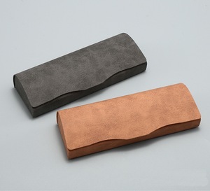 กล่องใส่แว่นตาหนังกลับ PU ทรงสี่เหลี่ยมแม่เหล็ก RTS Fashion Designs สำหรับผู้ชายและผู้หญิง กำลังเป็นที่นิยมในปี 2026 - Product Image 5