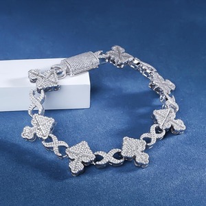 Bracelet pour femme en argent 925, chaîne à maillons avec croix en cristal pavé, classique pour tous les jours - Product Image 2