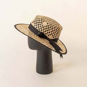 Sombrero de Paja Rafia Hecho a Mano, Estilo Europeo Americano, Primavera-Verano, con Copa Plana, Decoración de Lazo Hueco, Casual - Product Image 1
