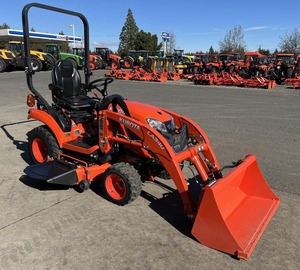 รถแทรกเตอร์ Kubota BX23S ปี 2020 มือสอง รถแทรกเตอร์อเนกประสงค์ขนาดเล็ก พร้อมที่ตักด้านหน้า ระบบส่งกำลังไฮโดรสแตติก ขับเคลื่อน 4 ล้อ รับน้ำหนักได้ 700 กก. - Product Image 1