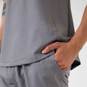 Ensemble de tenue de travail deux pièces en tissu de coton doux et respirant pour médecin, avec coupe confortable et coutures durables - Product Image 3