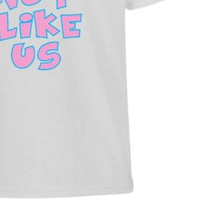 Camiseta Blanca de Manga Corta con Cuello Redondo y Estampado Gráfico Rosa, Ropa Casual para el Día a Día, Cómoda, Unisex - Product Image 6