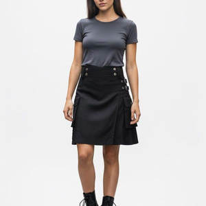 Kilts écossais noirs modernes pour femmes avec poches cargo, style traditionnel des Highlands 2026 - Product Image 1