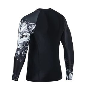 Rashguard à manches courtes pour homme, compression, pour la boxe, le CrossFit et l'entraînement - Spandex/Polyester, écologique, respirant et séchage rapide - Product Image 2