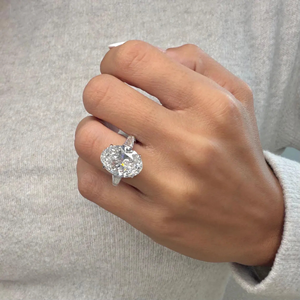แหวนเพชรทรงรี 11 กะรัต เพชรเลี้ยงในห้องปฏิบัติการ ชุบทอง 14K แหวนแต่งงานและหมั้นสุดหรูสำหรับเธอ - Product Image 3