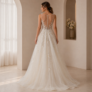 Robe de mariée bohème élégante ivoire avec appliques florales en dentelle et traîne en tulle |   Robe longue sans manches, col en V, dos nu |   OEM - Product Image 2
