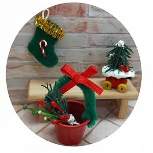 <b>Miniature</b> 1:12 Christmas Furniture Toys for Dollhouse Seasonal Decoration Wood & Paper & Plastic Materials for Ages 14+ Years - Product Image 1