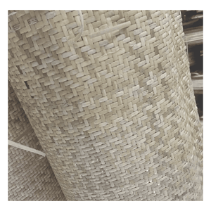 Malla de ratán natural de color marrón, tejido abierto, elaborada con material de ratán para paneles de gabinetes, asientos de sillas y decoración, Vietnam. - Product Image 6