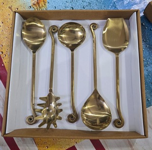Juego de Cubiertos de Lujo Unicorn Handicrafts para Restaurante, Acero Inoxidable Premium, Chapado en Oro, Apto para Lavavajillas, Cuchara, Tenedor y Cuchillo - Product Image 5