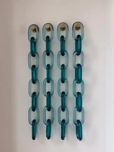 Décoration murale en résine de luxe, style chaîne, abstrait moderne, minimaliste, étanche, multifonctionnelle, sculpture murale suspendue, utilisation comme chaîne décorative - Product Image 1