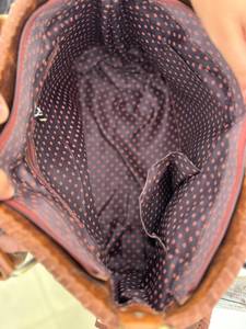 Sac fourre-tout en cuir de vachette western, orné de sculptures à la main, avec franges, élégant, multi-usages pour femmes. - Product Image 3