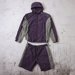 Ensemble de survêtement pour homme, couleur violette, avec blocs de couleur, à capuche, fermeture éclair, manches longues, short sportif, respirant, léger, en coton, taille élastique - Product Image 1