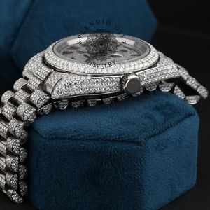 Reloj de Diamantes de Lujo Splendid Gift Jewelry, 28 mm, Moissanita/Brazalete de Plata, Cuarzo Analógico, Movimiento ETA, Esfera con Números Romanos, Zafiro - Product Image 5