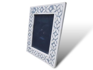 Marco de Fotos de Resina Moderno Personalizable con Diseño Duradero, Ecológico y Hecho a Mano, Marca Moon Rise Craft - Product Image 1