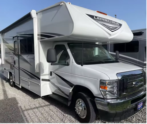 Autocaravanas Coachmen Leprechaun Clase C Usadas en Venta para Campamentos Familiares y Viajes por Carretera, Precio Nuevo - Product Image 6