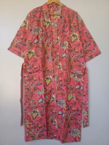 ชุดกิโมโนลายดอกไม้หรูหราขายส่ง ผ้าฝ้าย 100% ชุดนอนยาว แขนยาว มีกระเป๋าหน้า ผูกเชือกด้านหน้า ผู้ผลิตขายส่งจำนวนมาก - Product Image 6