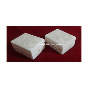 Boîtes à bijoux en marbre blanc de qualité supérieure avec une finition fine et une surface lisse et brillante, forme rectangulaire, sculpture florale - Product Image 6