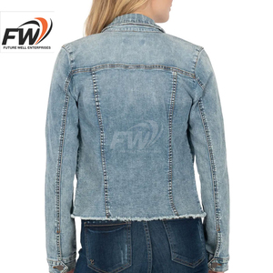 Chaqueta de Mezclilla para Mujer OEM, Chaqueta de Mezclilla Lavada de Alta Calidad, Tejido Transpirable, Logotipo Personalizado OEM Disponible, Precio Accesible - Product Image 3