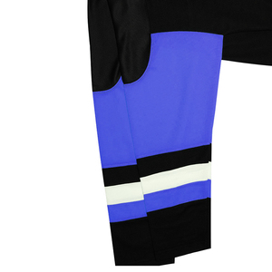 Maillot de hockey sur glace de qualité professionnelle, impression graphique personnalisée, tissu durable, uniforme de hockey sur glace pour les tournois et les matchs de club. - Product Image 5