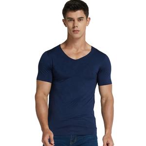 T-shirt en coton 100 % col en V à manches courtes pour homme, bleu, avec logo personnalisé, OEM, vente chaude, motif uni, en tissu éponge, pour garçon, votre propre marque - Product Image 1