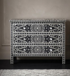 Table de rangement moderne en os incrusté avec détails en agate, meuble de présentation en bois à trois niveaux style Shaker, meuble de salon portable - Product Image 1