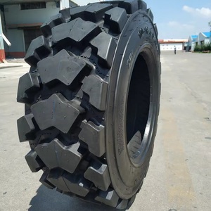 Neumáticos para Minicargadoras de Ajuste Universal, Construcción de Goma Duradera, Diseñados para Máxima Estabilidad en Lodo y Tierra - Product Image 2