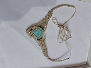 HARI OM CREATIONS Conjunto de Collar de Macramé Hecho a Mano con Piedras Turquesa, Colgante en Capas con Cuentas Doradas Estilo Boho, Certificado IGI para Mujer - Product Image 4