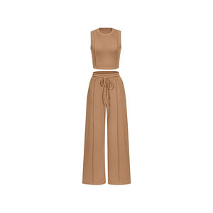 Conjunto de Yoga de Dos Piezas para Mujer 2026, Top sin Mangas con Cuello Redondo, Pantalones Cortos Transpirables de Nylon y Spandex con Cintura Elástica y Estampado Frontal - Product Image 3