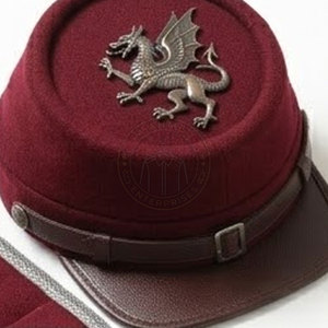 Uniforme maritime sur mesure de qualité supérieure, respirant, écologique, durable, avec une finition élégante pour les expositions muséales - Product Image 2