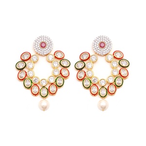 Pendientes Polki Kundan al por Mayor, Chapados en Oro de 22K, de Latón Ovalado, Tradicionales para Novias - Product Image 1