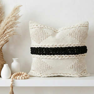 Funda de cojín boho con patrón geométrico en capas y flecos, cojín decorativo tejido, toque bohemio de algodón para casa de campo - Product Image 4