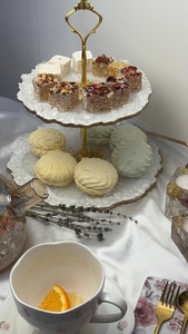 แท่นวางเค้กเรซิ่นทันสมัยสำหรับตกแต่งขนมคัพเค้กและของหวาน - Product Image 2