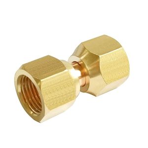 Acoplamiento de latón para tubo con abocardado - Conector de unión de tubería con tuerca giratoria de 3/8" hembra x 3/8" hembra - Product Image 4