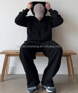 Low MOQ Custom Tracksuit Manufacturer Wholesale Sportswear Factory OEM Private Label Training Tracksuit Bulk Clothing Supplier - Product Image 4