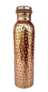 Set de Regalo de Botella de Agua de Cobre, Acabado Martillado de Metal Puro, Frasco Ayurvédico Reutilizable y Ecológico - Product Image 2