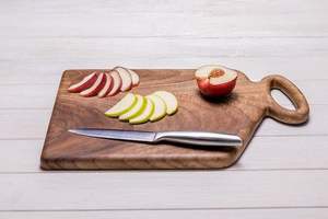 Handcrafted Wooden Chopping Board Wood Handle Rectangle <b>Shape</b> 1.3cm Thick Non-Toxic Easy Clean Dishwasher Safe MT Exports Single - Product Image 4