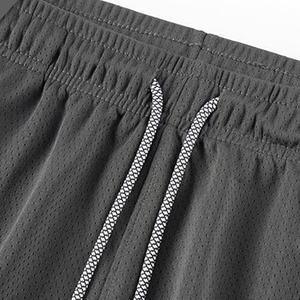 Shorts d'été respirants pour hommes, style streetwear, en maille, avec tissu en spandex/polyester écologique à séchage rapide - Product Image 4