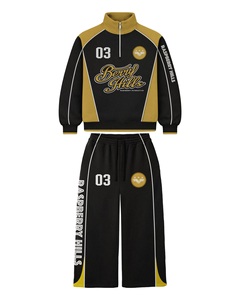 Chándal Deportivo Personalizado con Cierre de Cremallera |   Conjunto Deportivo para Hombre Estilo Racing con Parches |   Fabricante OEM de Conjuntos Deportivos de Pierna Ancha y Tejido Grueso - Product Image 2