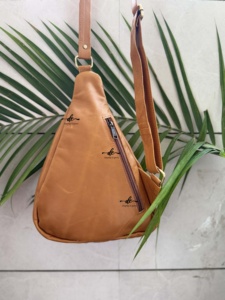 Bolso de Hombro de Cuero Vacuno de Diseño de Alta Calidad, Bolso de Viaje de Cuero Genuino, Fácil de Llevar, Multiusos, Cinturón Portamonedas - Product Image 6