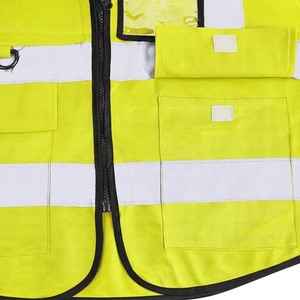 Gilet de sécurité haute visibilité Oree, réfléchissant, classe 1 ANSI, imperméable, avec fermeture éclair et plusieurs poches pour cônes de signalisation - Product Image 5