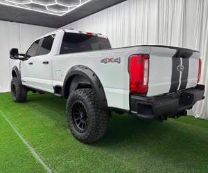 Ford F-250 Super Duty XL Crew Cab Power Stroke 4×4 2024 - Product Image 3