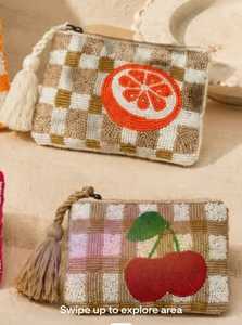 Pochette zippée artisanale en perles Conifer, motif crabe, mini pochette de 4 pouces avec pompon - Product Image 5
