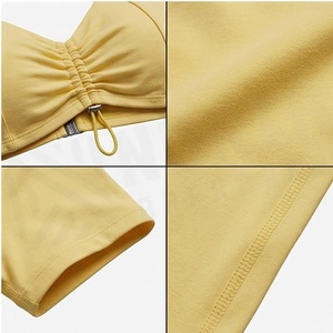 Top Corto Amarillo con Volantes North Approach, Cuello en V Profundo, Manga Corta, Cierre con Cordón, Ropa de Yoga sin Costuras - Product Image 4